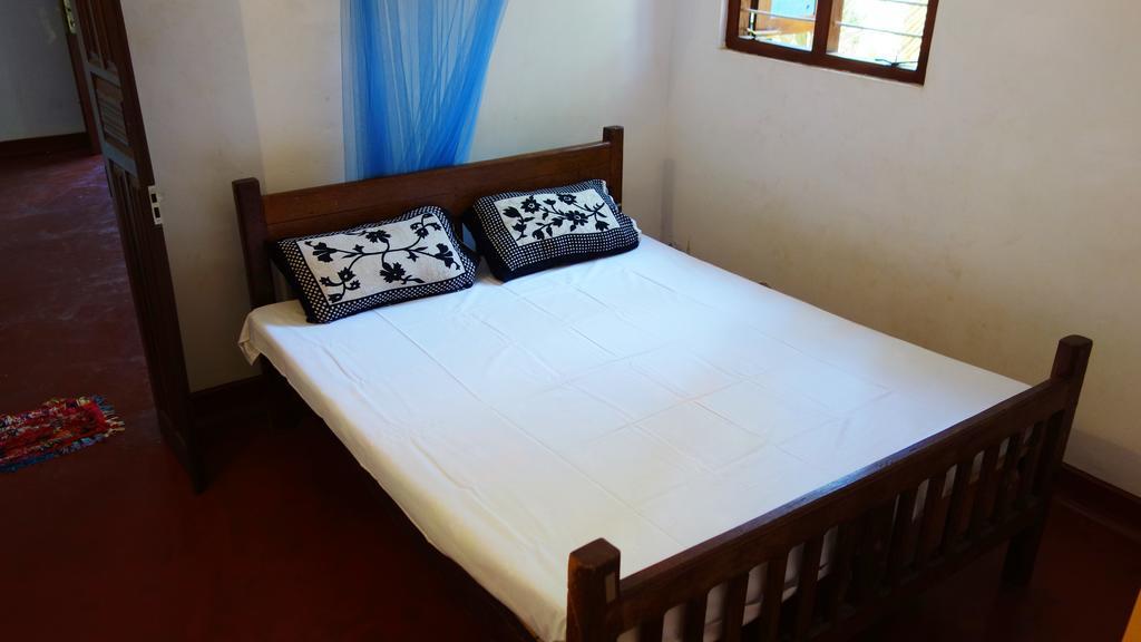 Little White House Hotel Trincomalee Kültér fotó
